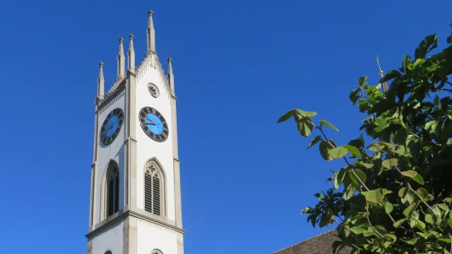 Kirche Küsnacht (Foto: KG Küsnacht) Kirche Küsnacht (Foto: KG Küsnacht)
