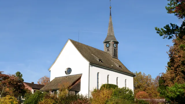 Kirche Zumikon (Foto: KG Zollikon-Zumikon) Kirche Zumikon (Foto: KG Zollikon-Zumikon)